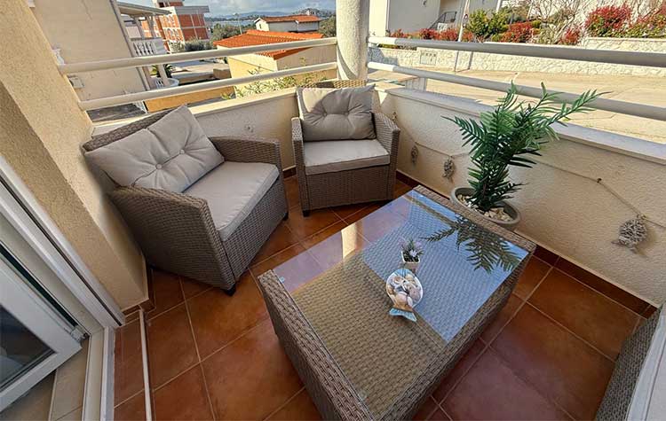 Parkolás az apartman előtt